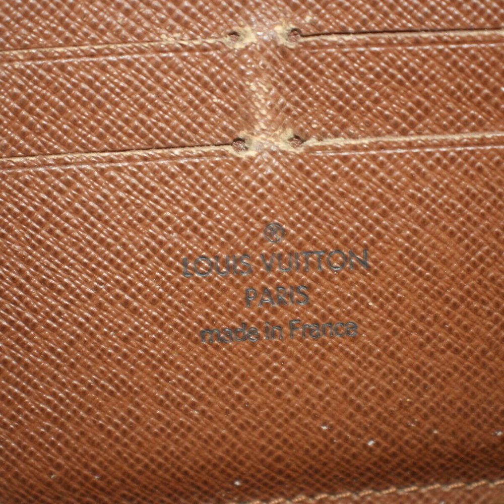 Authentic Louis Vuitton Monogram Zippy Wallet - Picture 8 of 10
